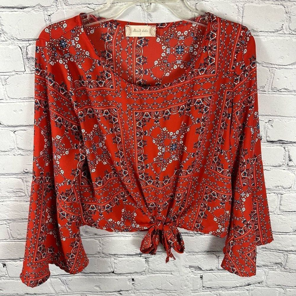 Altar’d State Mackenzie Red Bandana Print Tie Front Bell Sleeve Cropped Shirt S